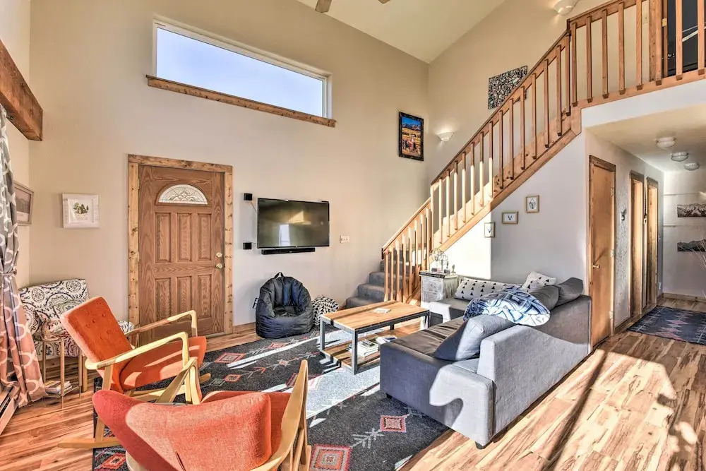 Nathrop Getaway w/ Collegiate Peak Views!