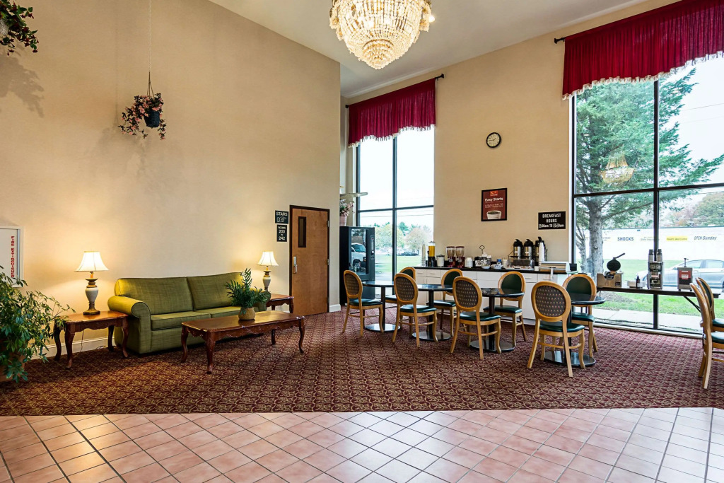 Econo Lodge Andrews Air Force Base