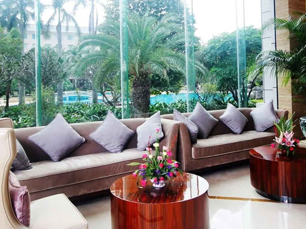 Grand View Hotel