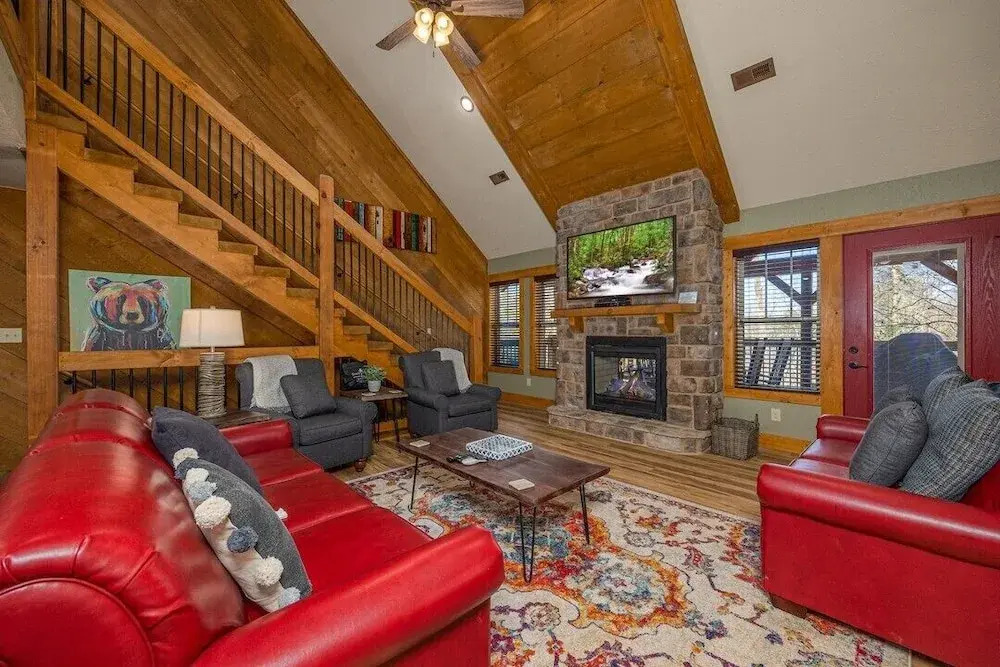 Luna Bear Lodge