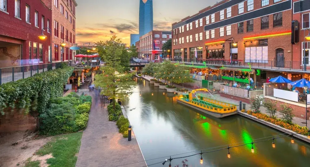 Cozy Urban Getaway Near Paseo Arts 31A