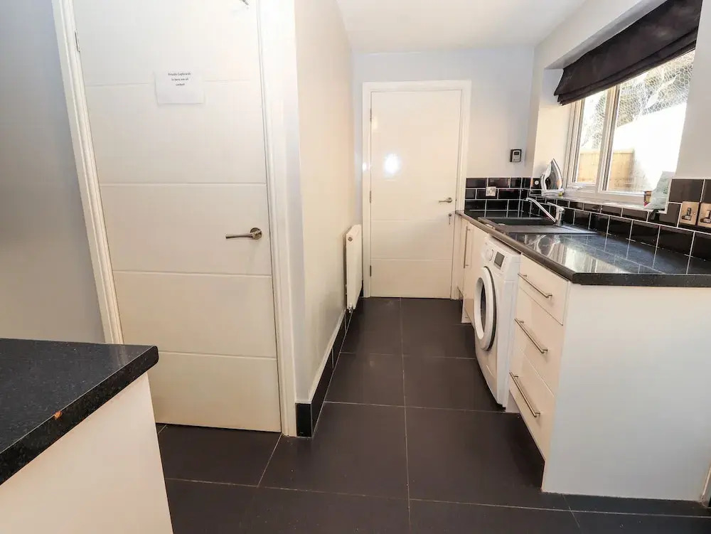Nant House