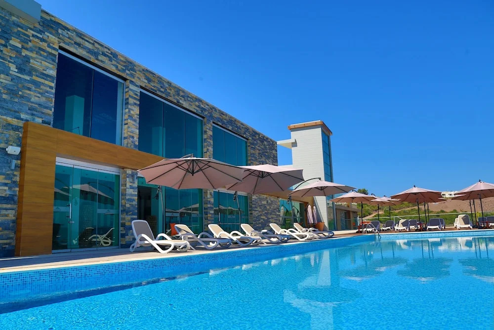 Adabuku Villas