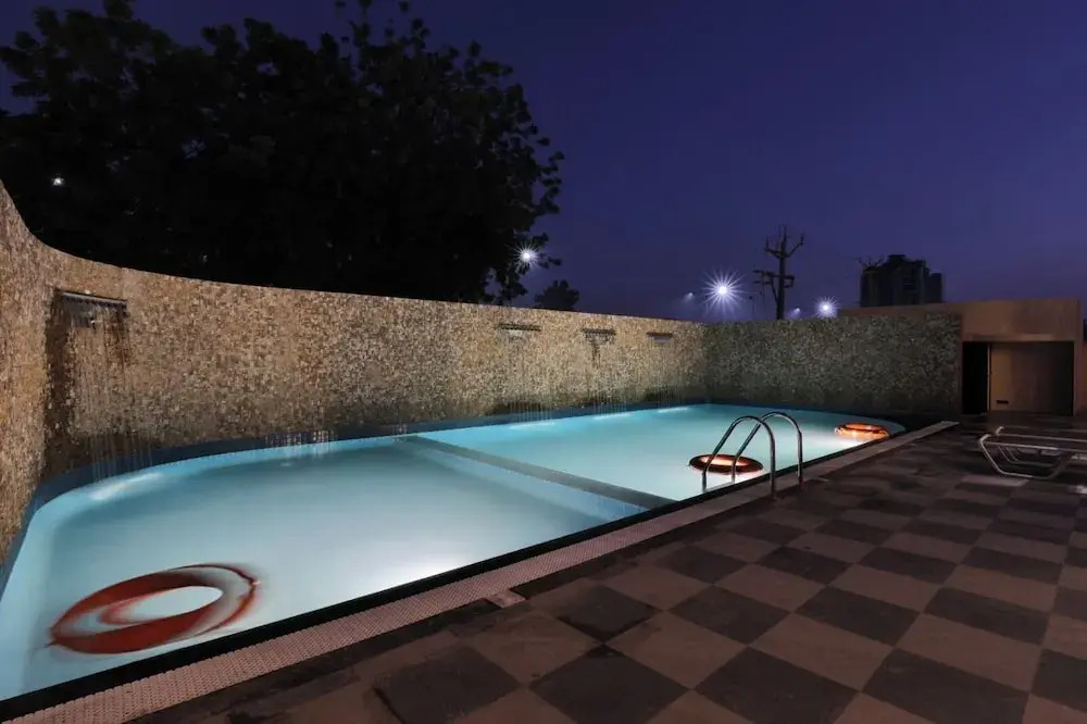 FabHotel Prime Empyrean