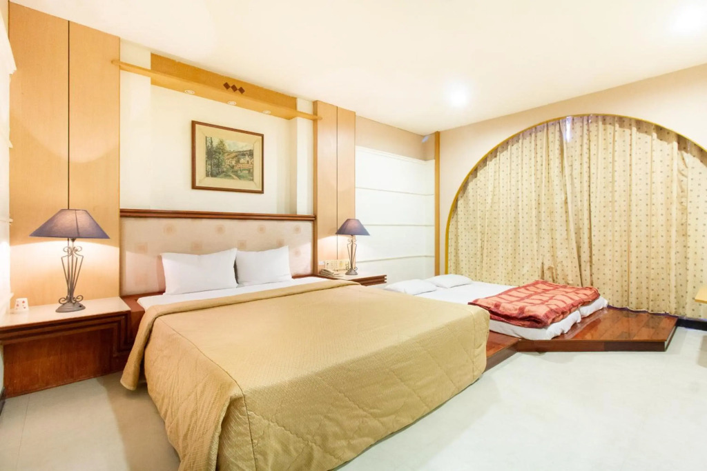 Hwa Nan Hotel