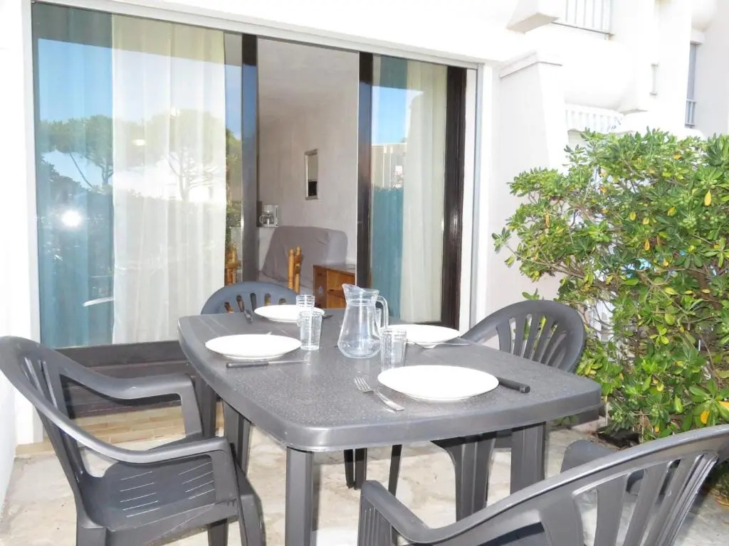 Appartement Sète, 1 pièce, 3 personnes - FR-1-338-388