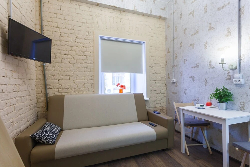 Guests Love on Pushkinskaya