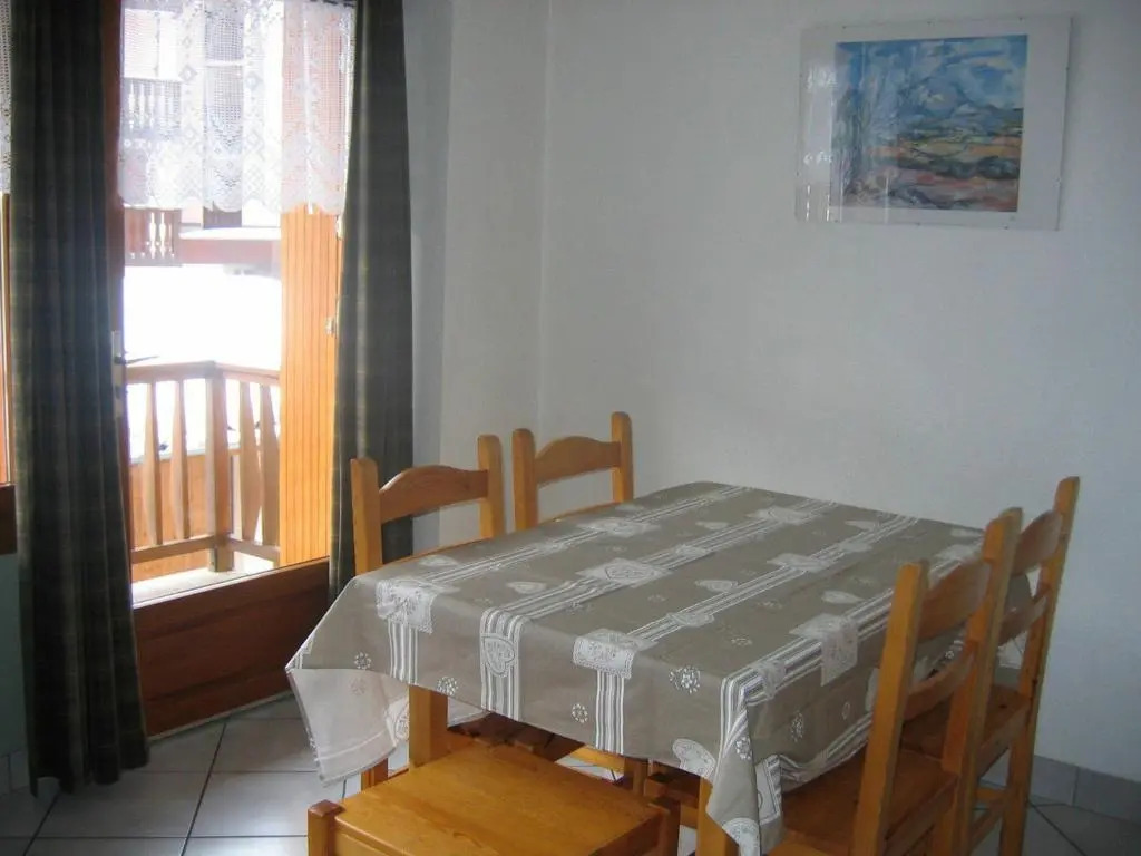 Appartement 2 pièces pour 5 personnes, balcon exposé Sud, Valloire - FR-1-263-84