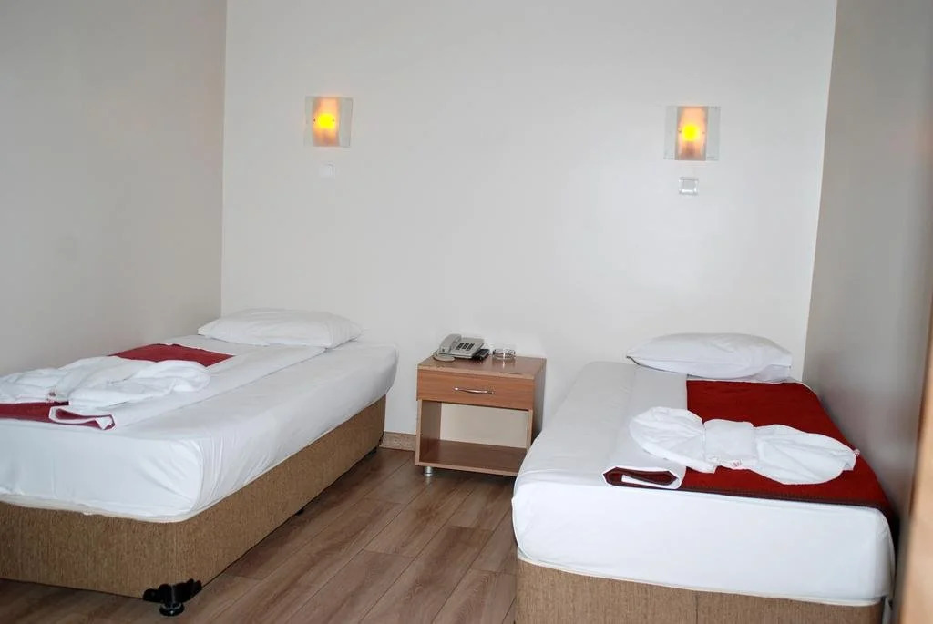Safak Hotel