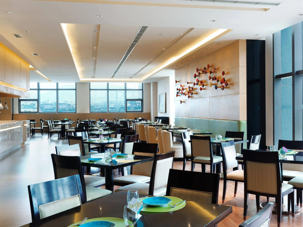 Aloft by Marriott Dalian