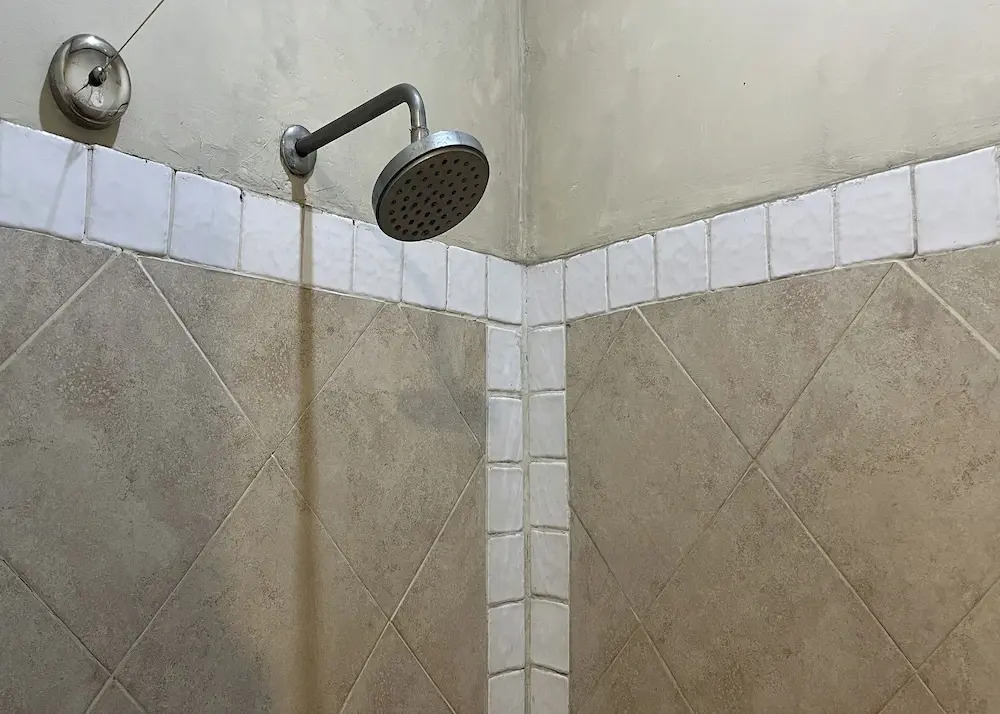 R Residence Jakarta