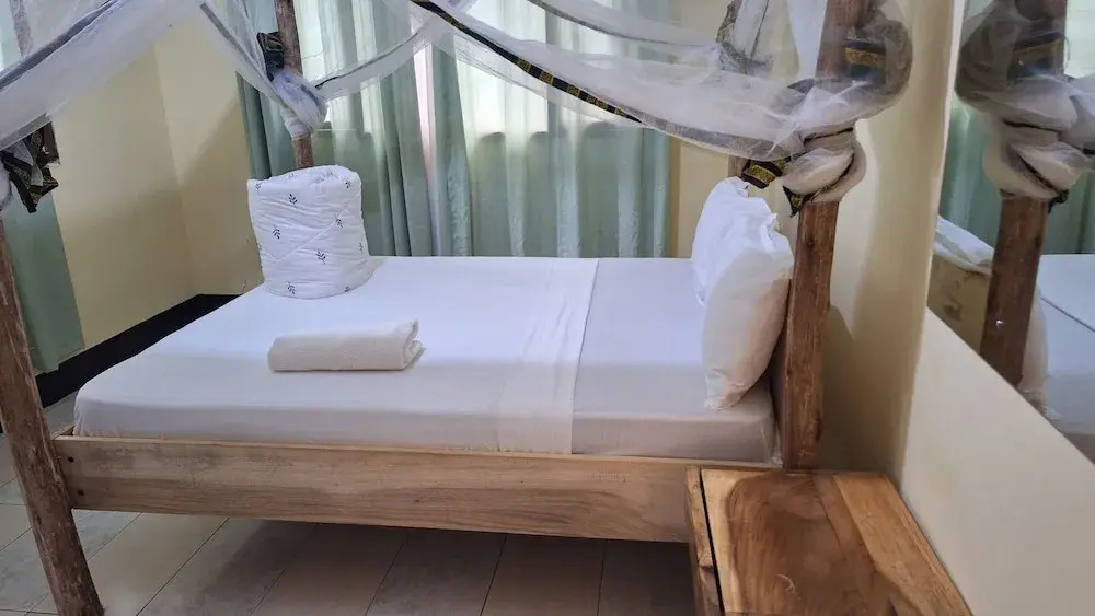 Hill View Garden Hotel