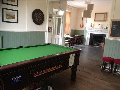 The Somerset Arms