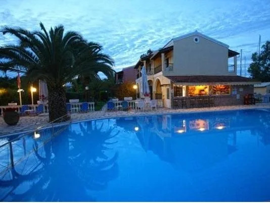 Zefiros Apartments