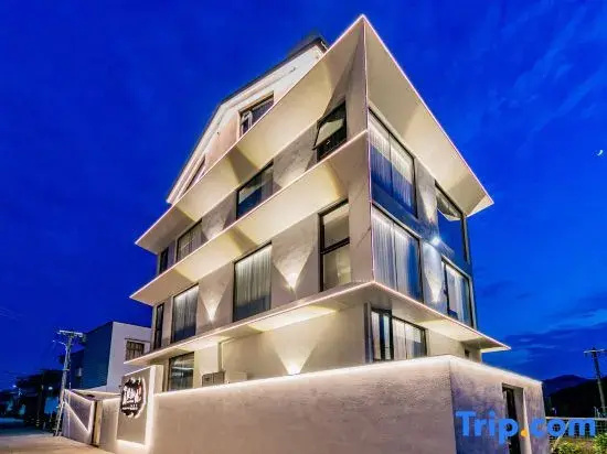 Lulan Wonderland: Mountain & Sea Villa with Healing Pool