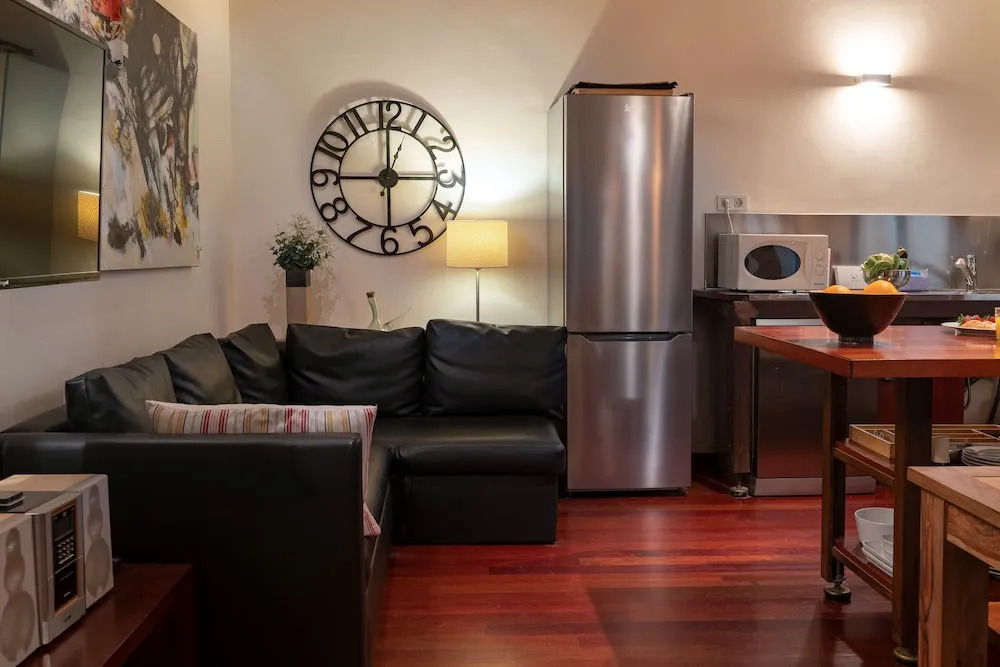 Habitat Apartments Ferran