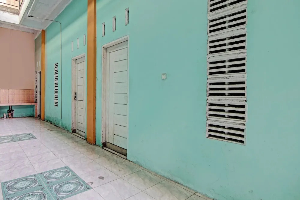 Hotel O Penginapan Syafira Near Perumahan Mustamindo Permai 1