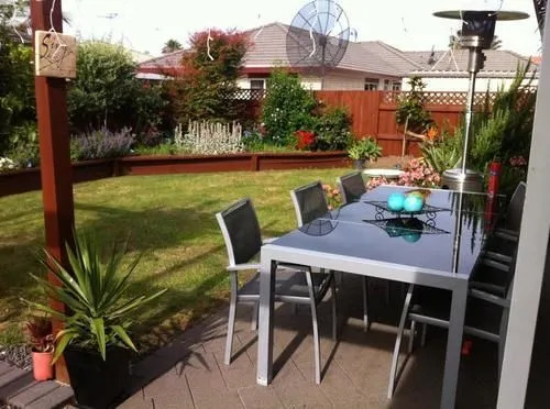 Royal Palms Papamoa Bed & Breakfast
