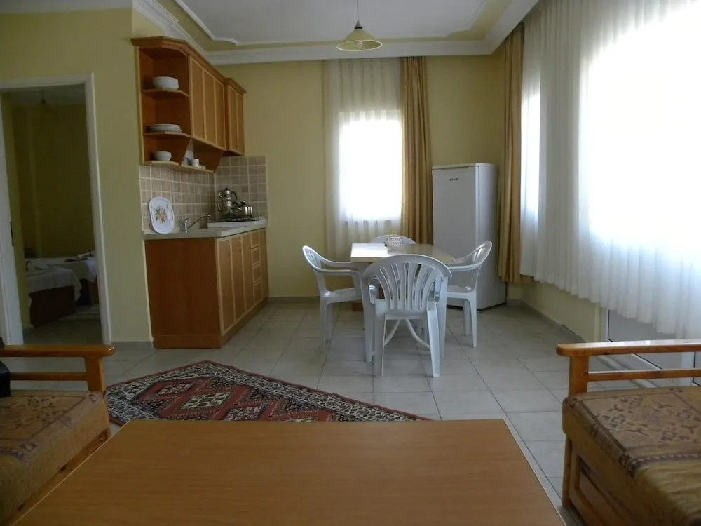 Ada Apart Hotel