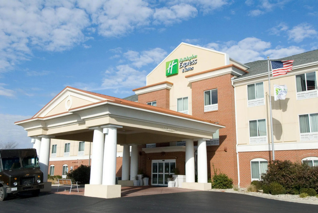 Holiday Inn Express Hotel & Suites Urbana-Champaign-U of I Area by IHG