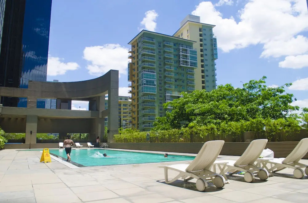 Stylish Apartment at BGC