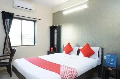 OYO 23422 Hotel Siddharth