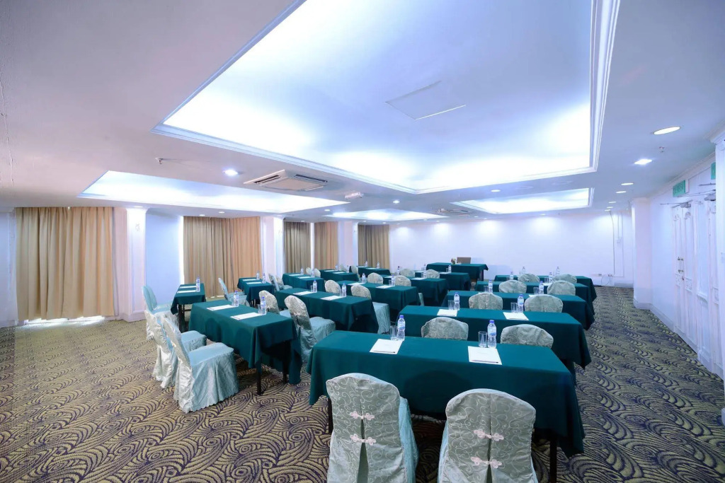 Bella Vista Express Hotel