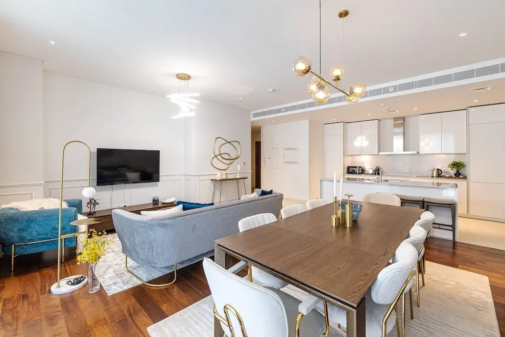 2BR City Walk B9 With Direct Pool Access