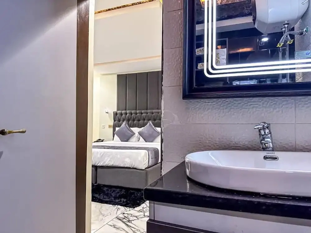 Providha Hotel & Suites