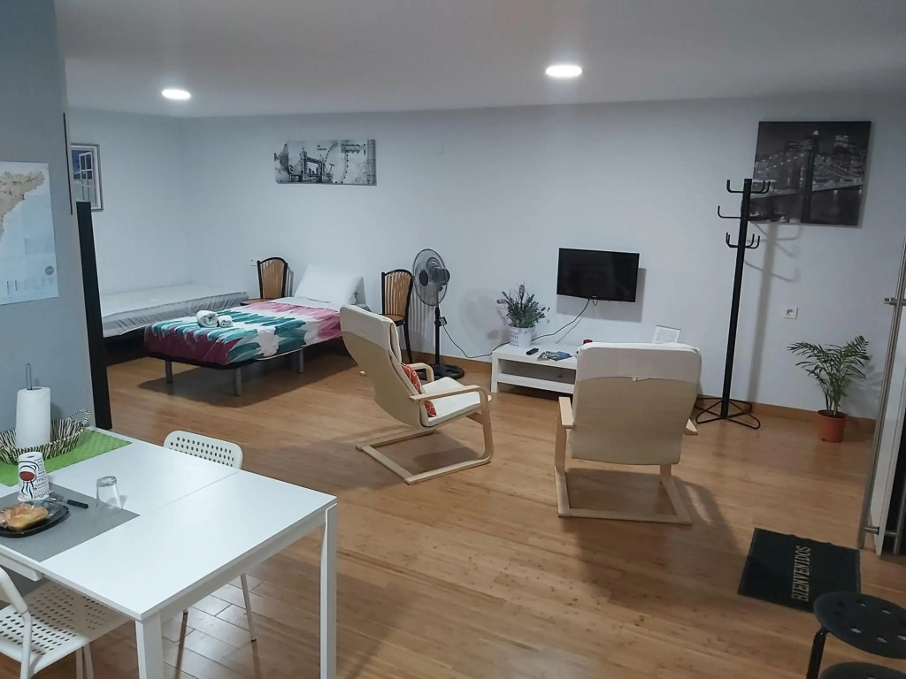 Loft Santa Cruz, Acoran