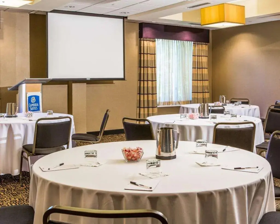 Cambria Suites Traverse City