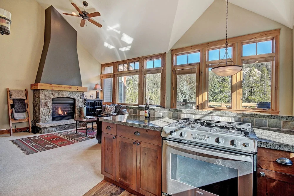 6552 Settlers Creek Townhomes