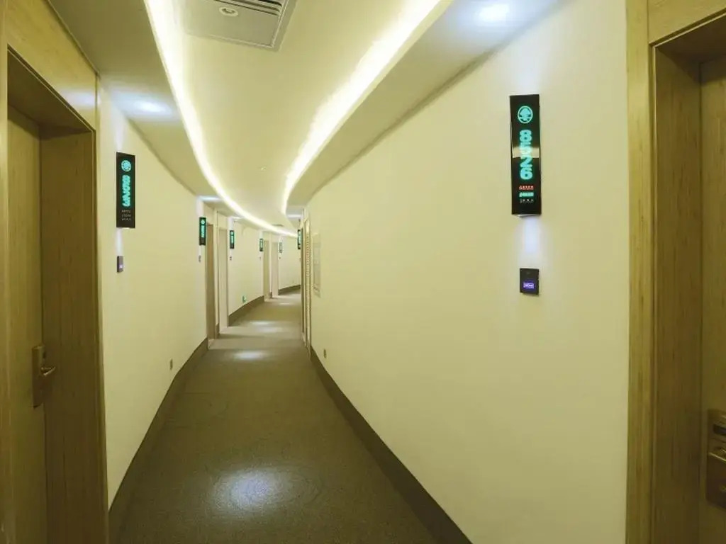 GreenTree Inn Chengde Development Zone University City Express Hotel