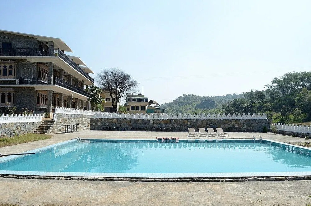 Sadanira Resort