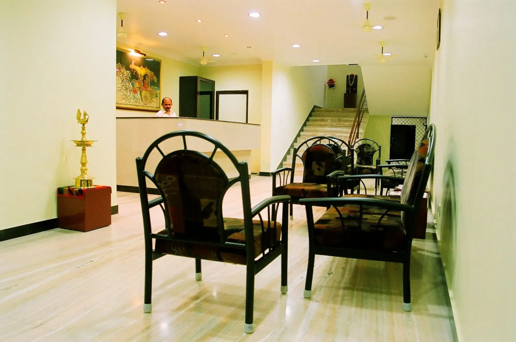 Hotel Srinivas