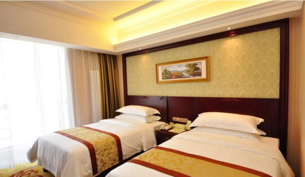 Vienna Hotel Jinan Liancheng Square Branch