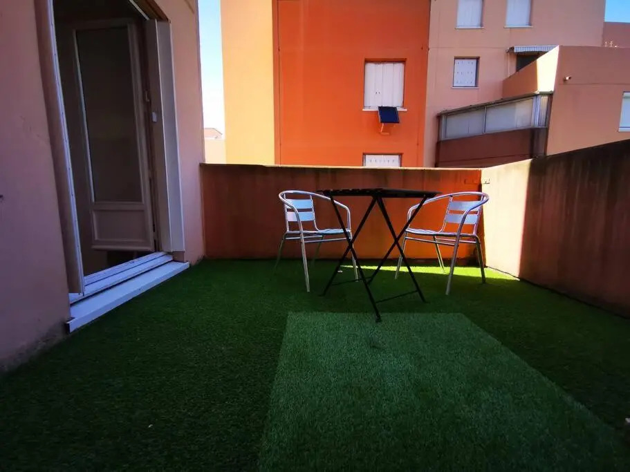 Grand Appartement (Max 10 personnes) à 20 min de la mer