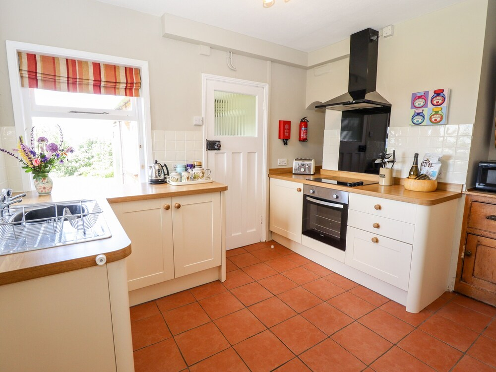 East Farm Cottage