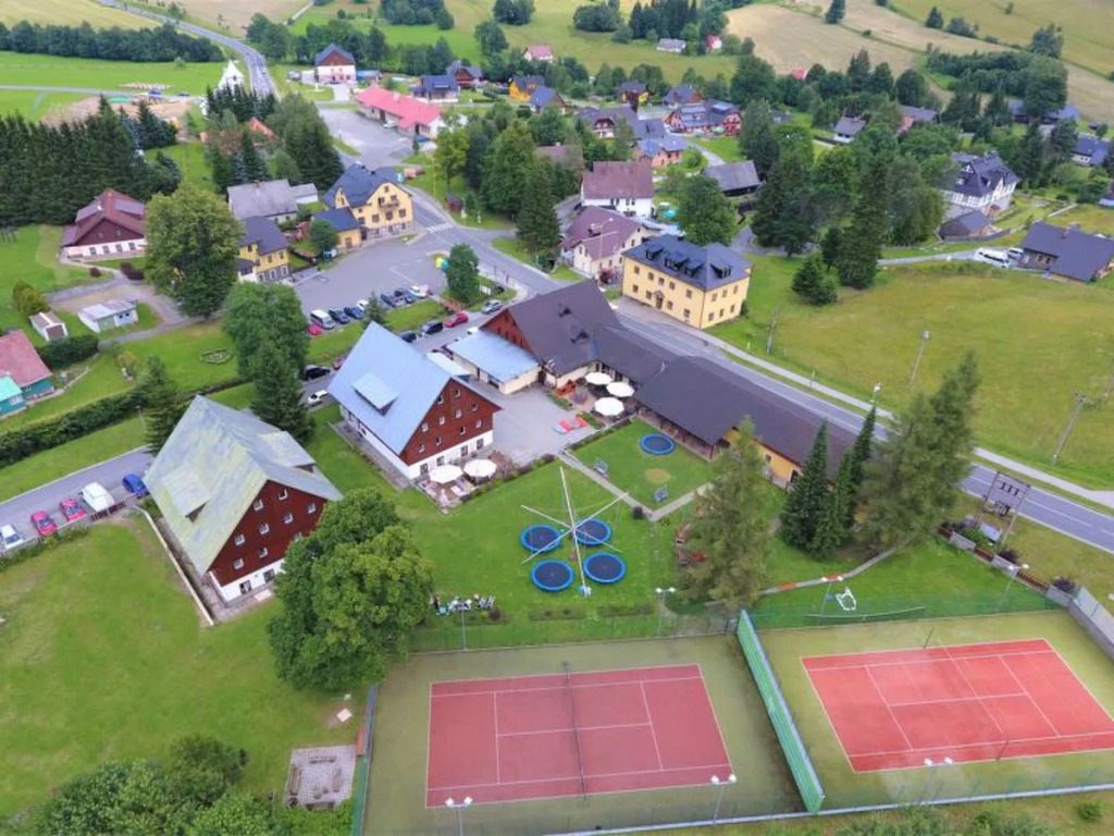 House Ostruzna 9576