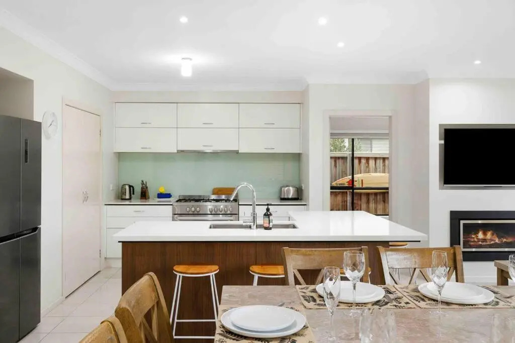 Corymbia Barwon Heads Modern Family Getaway!