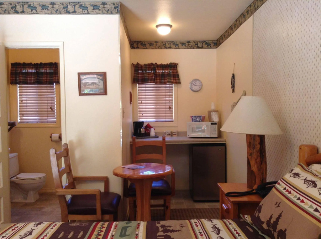 Sequoia Lodge