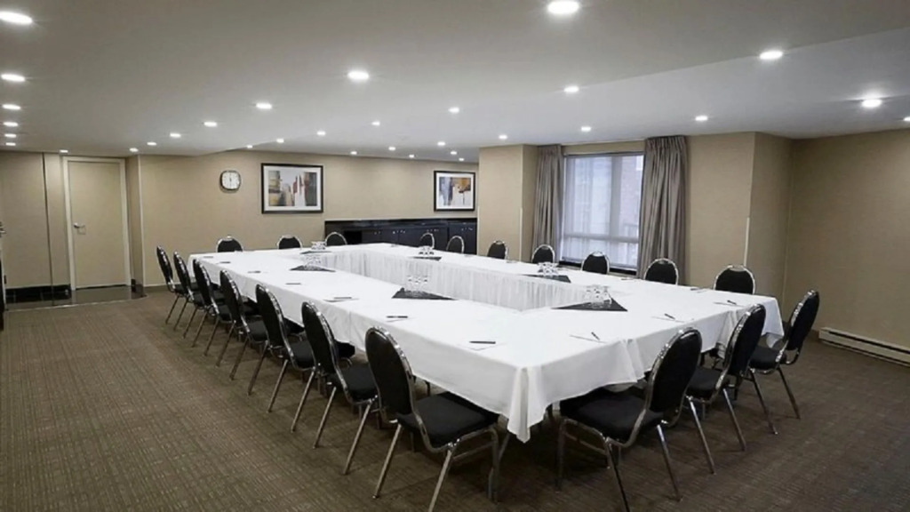 Les Suites Hotel Ottawa