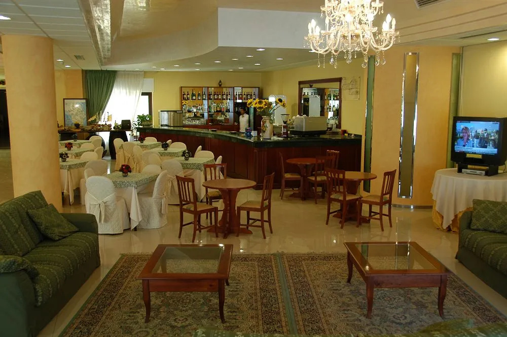 Hotel Al 2000
