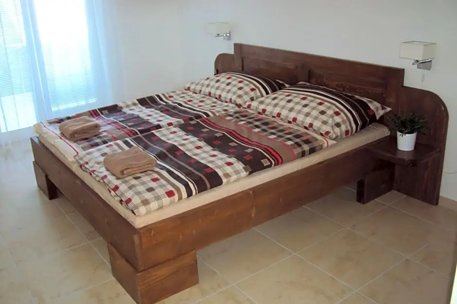 Motel Senec