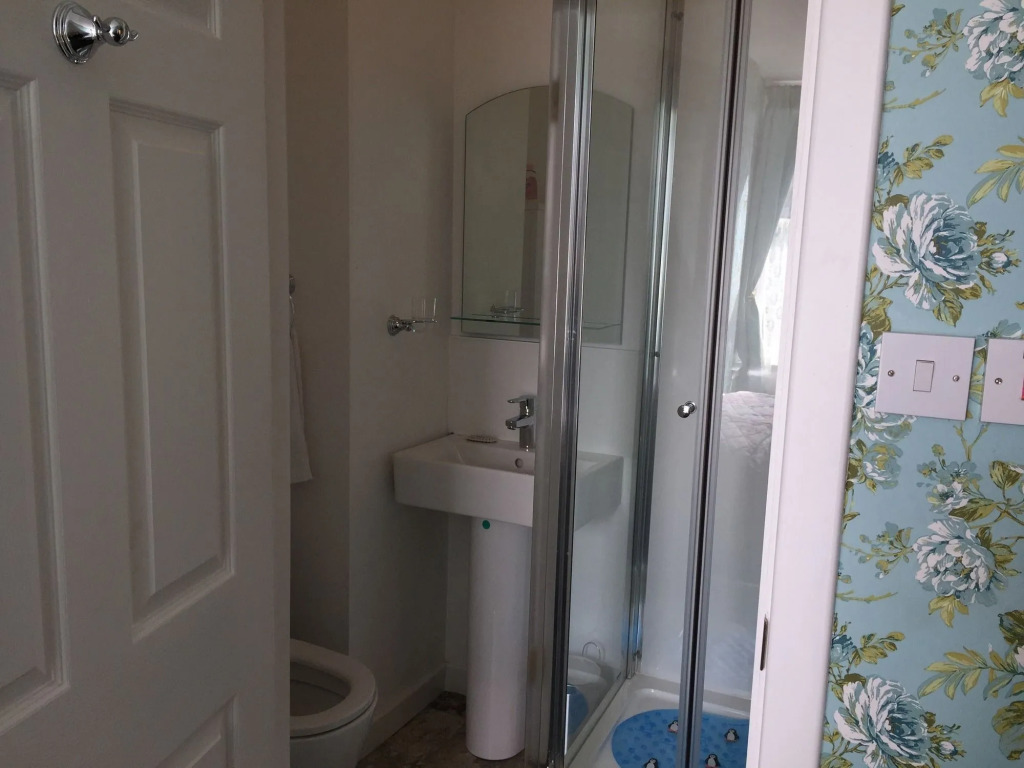 16 Pilrig Guest House