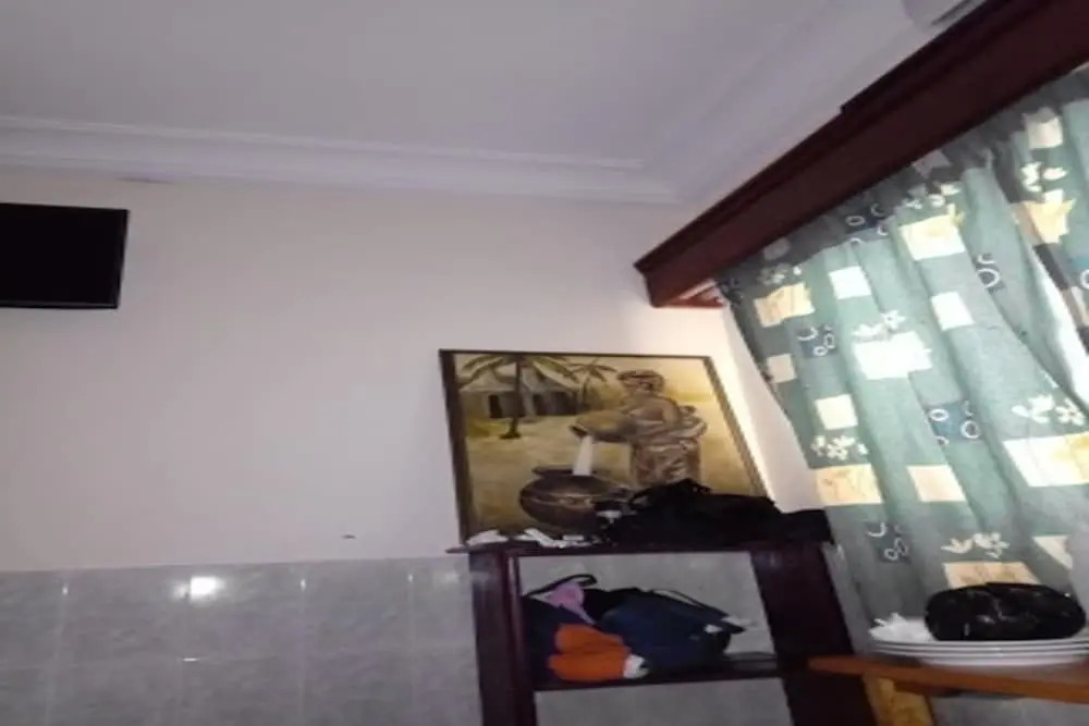 Sanwi Hotel