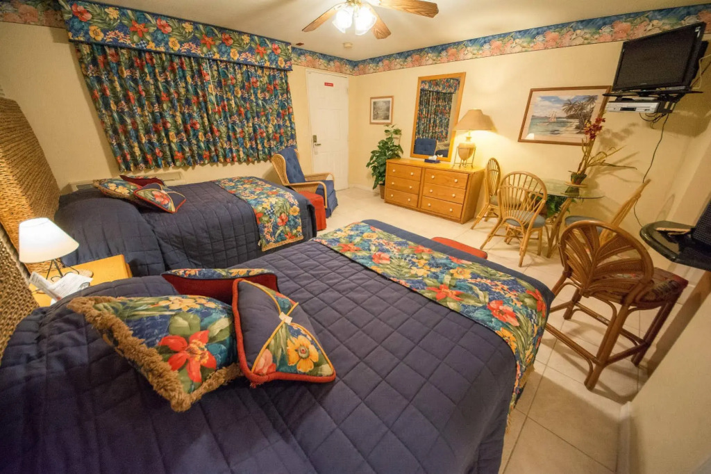 Camelot Beach Suites