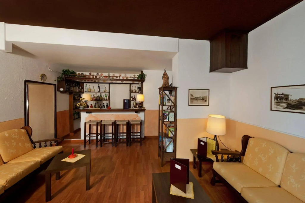 Hotel Eden