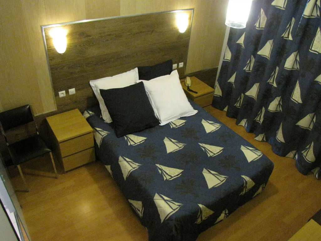 BreizH HoteL
