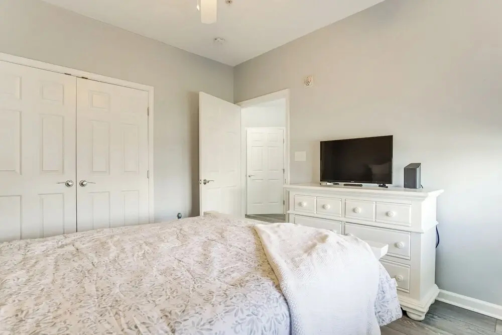 Pool, Beach Access! Canal-front Ocean City Gem